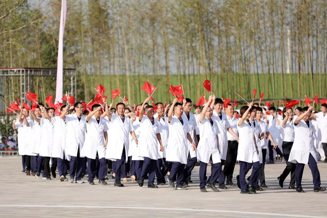 人民日報海外網(wǎng)記者走進(jìn)西安國際醫(yī)學(xué)中心，請看報道