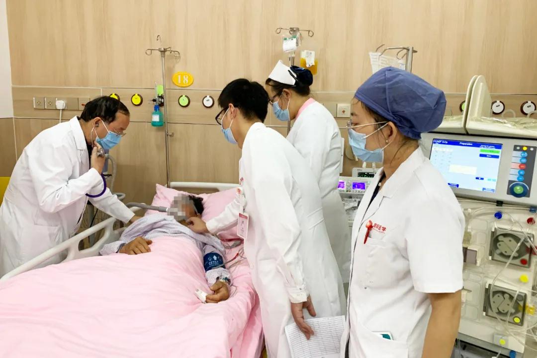 72小時緊急救治！64歲危重出血熱患者闖過生死關(guān)