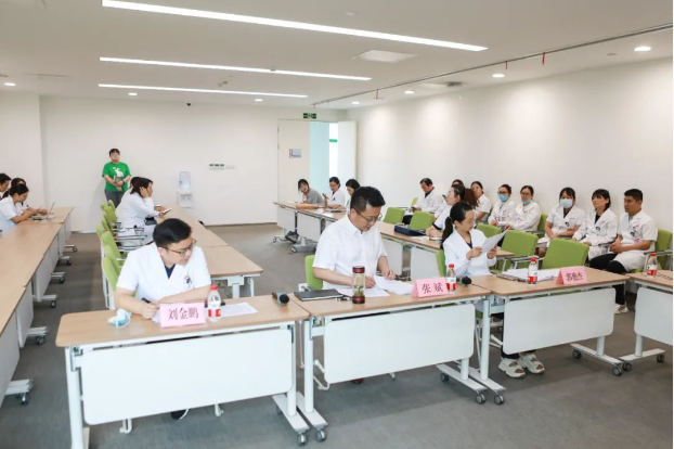 助推學(xué)科高質(zhì)量發(fā)展！我院舉行2021年院級課題中期答辯會