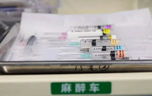 心梗6天+粉碎骨折！教科書上的“禁區(qū)”，他們硬是闖過(guò)來(lái)了…